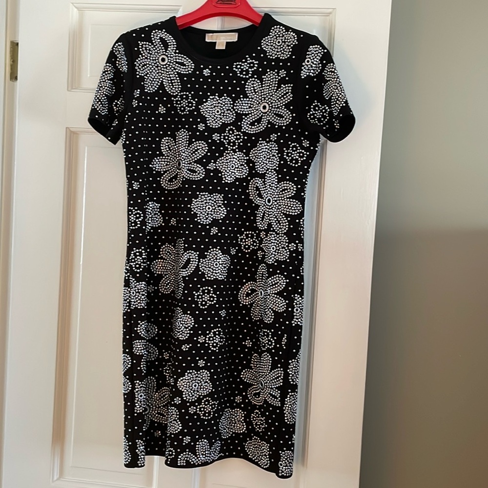 Shirt sleeve embellished dress